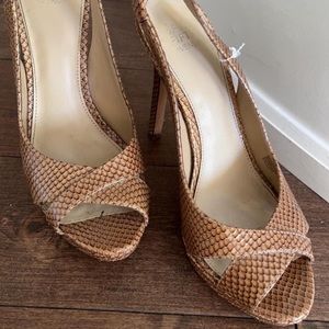 heels- saks fifth avenue